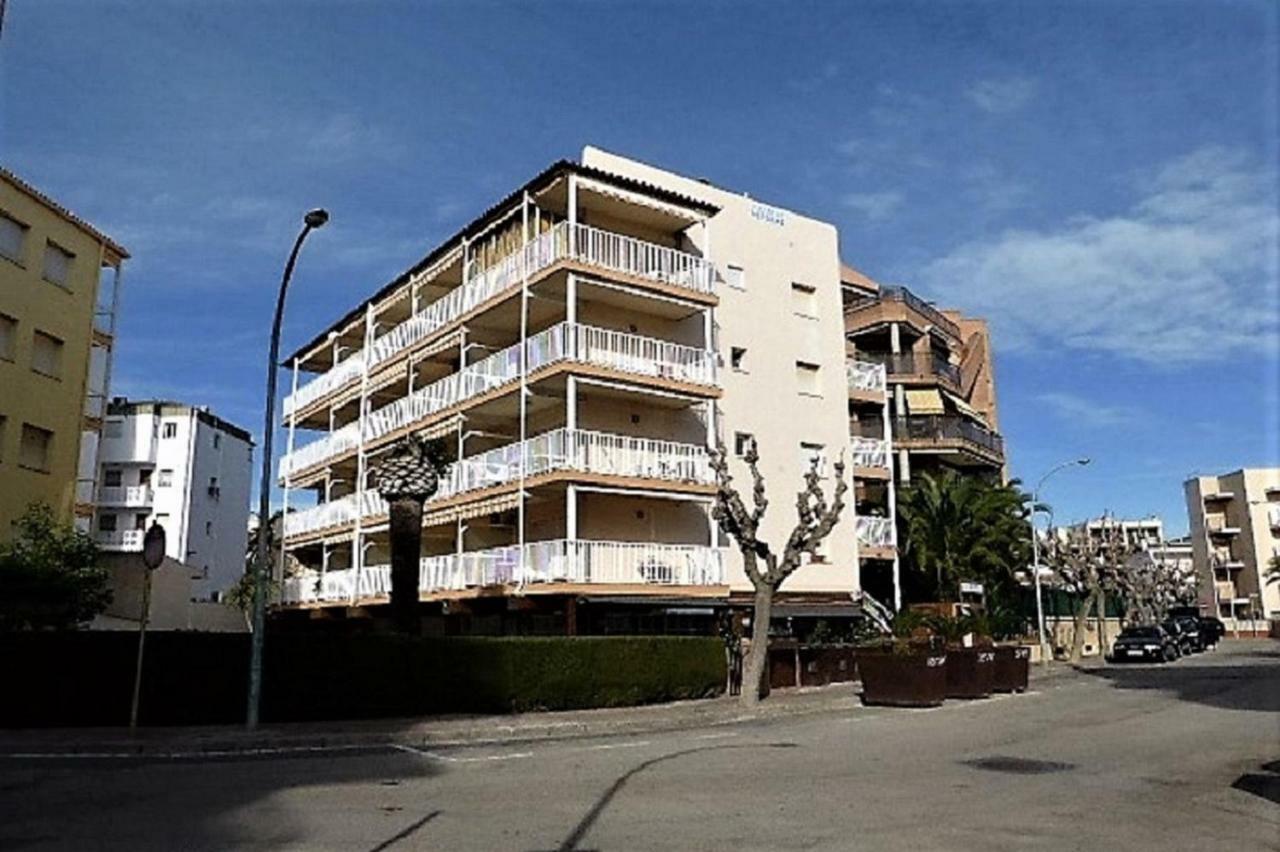 קמברילס Mont-Roig Apartment מראה חיצוני תמונה